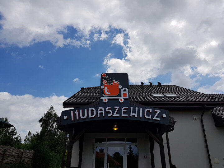 Illuminated 3D letters for Kudaszewicz near Garwolin – project photo 4