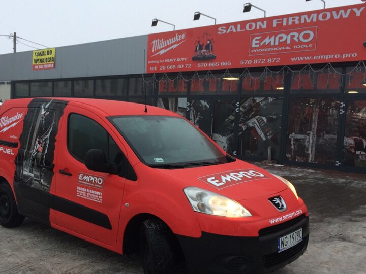 Metamorfoza Peugeot Partner dla Milwaukee EMPRO w Garwolinie – zdjęcie realizacji 3